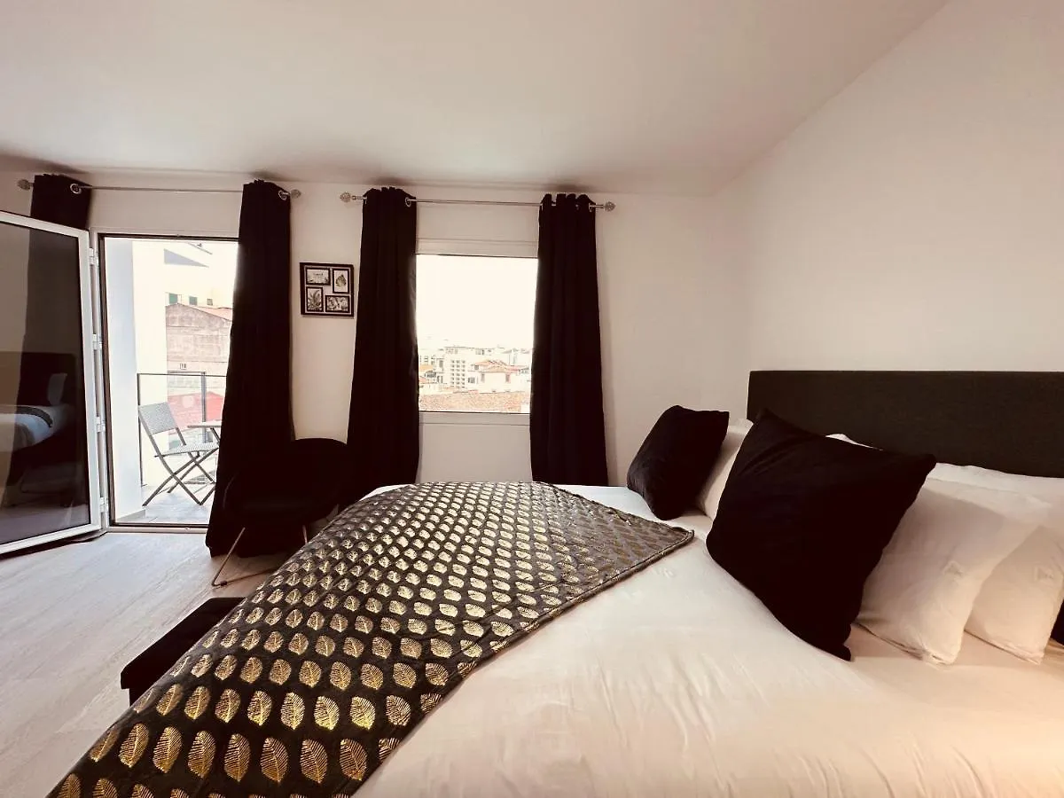 Living Funchal Inn Portugal